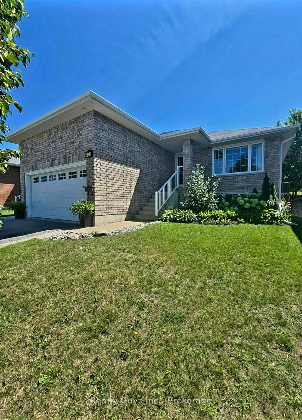 401-bianco-crescent-peterborough-ontario-x13680738