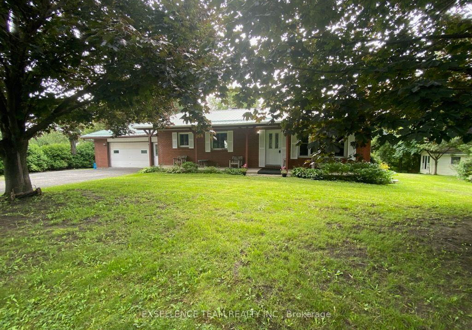 20596-conc-5-concession-south-glengarry-ontario-x13680758