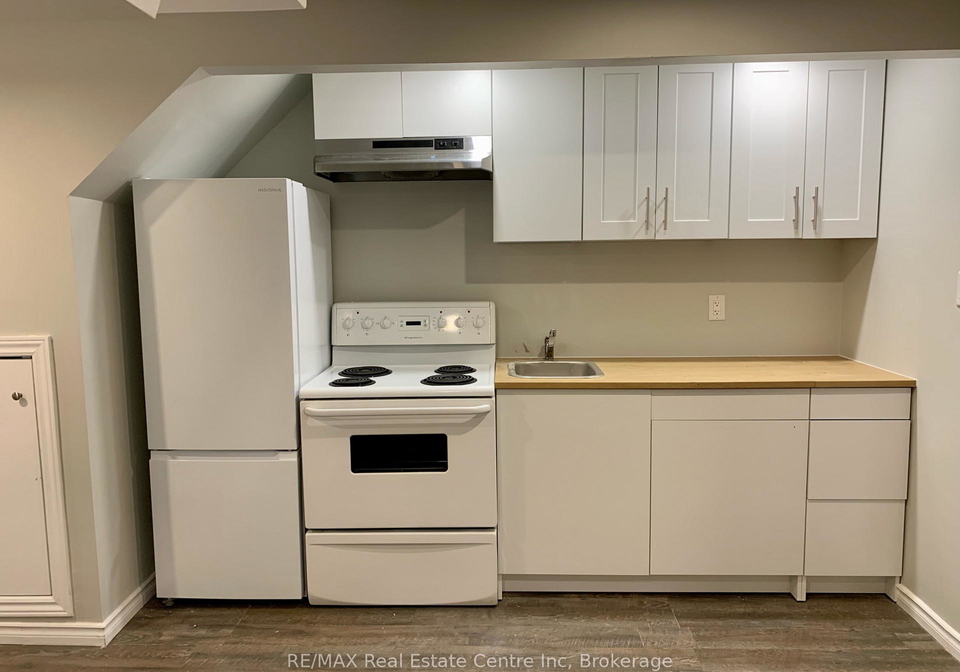 85-watt-street-guelph-ontario-x13680952