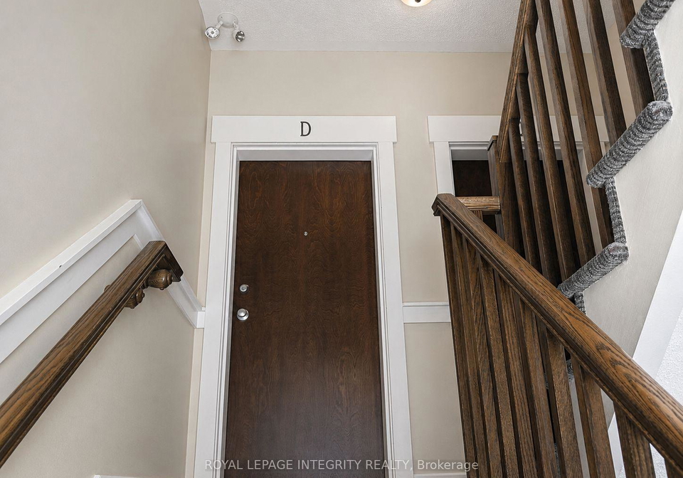 64-tipperary-private-ottawa-ontario-x13680956
