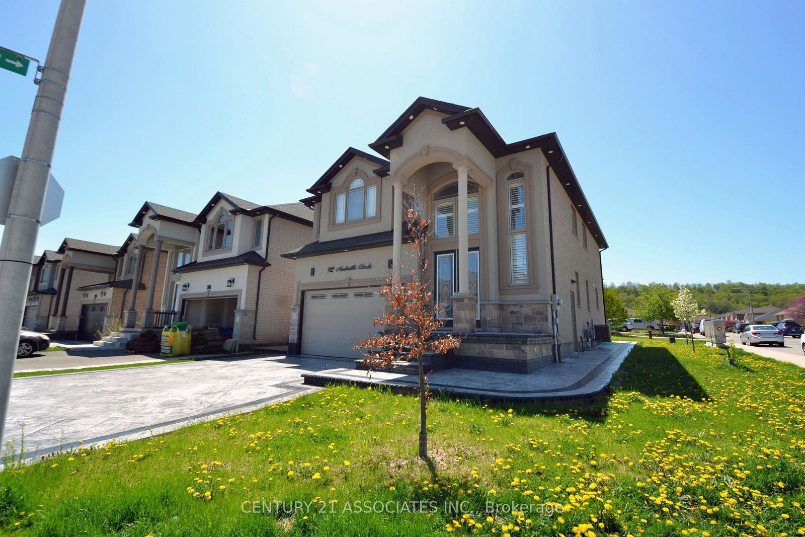 92-nashville-circle-hamilton-ontario-x13681394