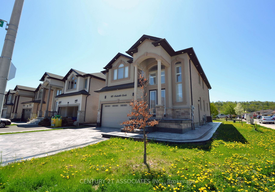 92-nashville-circle-hamilton-ontario-x13681394