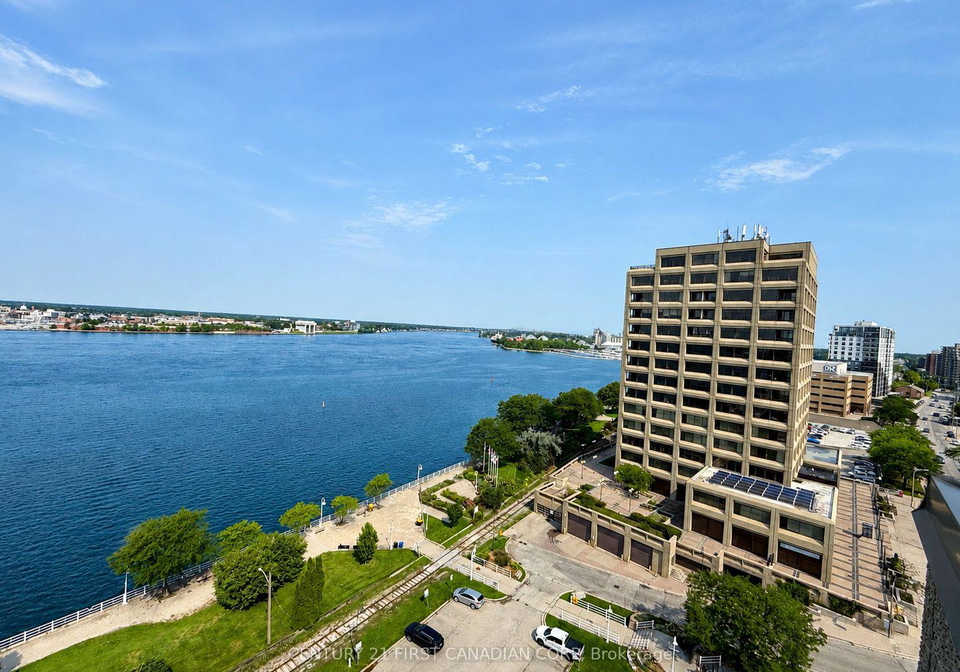 155-front-street-n-sarnia-ontario-x13681480