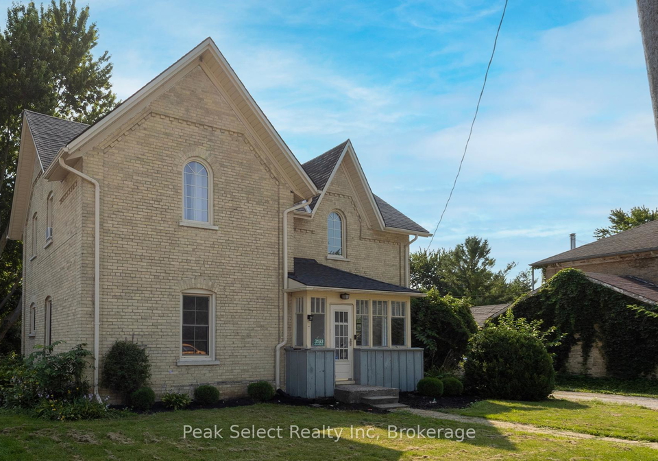 3193-perth-163-road-west-perth-ontario-x13681510