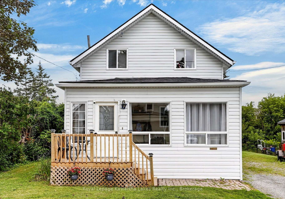 17-crandall-street-kawartha-lakes-ontario-x13681514
