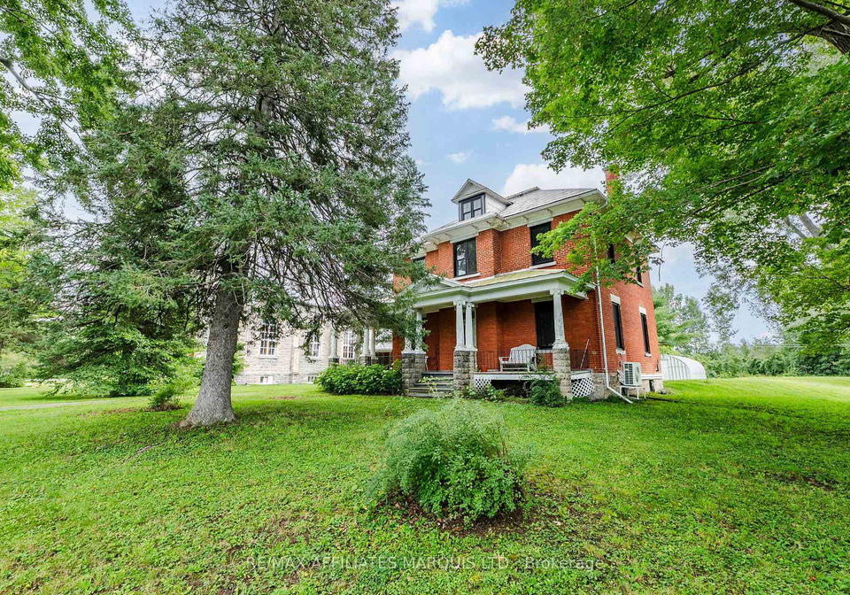 19084-kenyon-concession-road-5-north-glengarry-ontario-x13681586