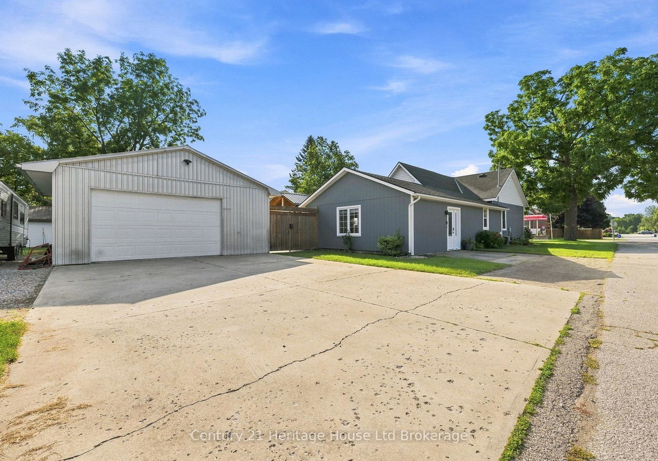 4-south-street-norwich-ontario-x13681628