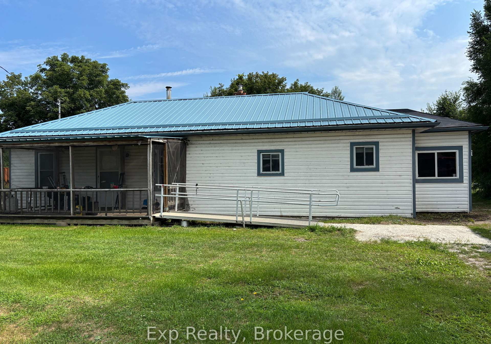 18153-telephone-road-quinte-west-ontario-x13681778