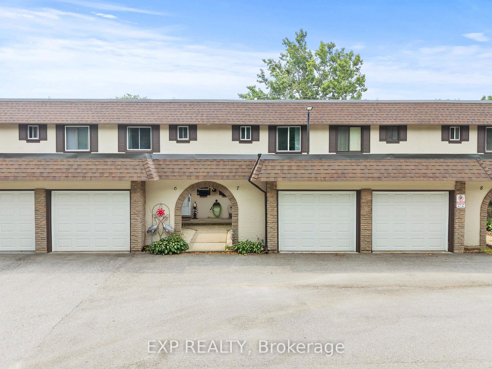 4230-meadowvale-drive-niagara-falls-ontario-x13681784