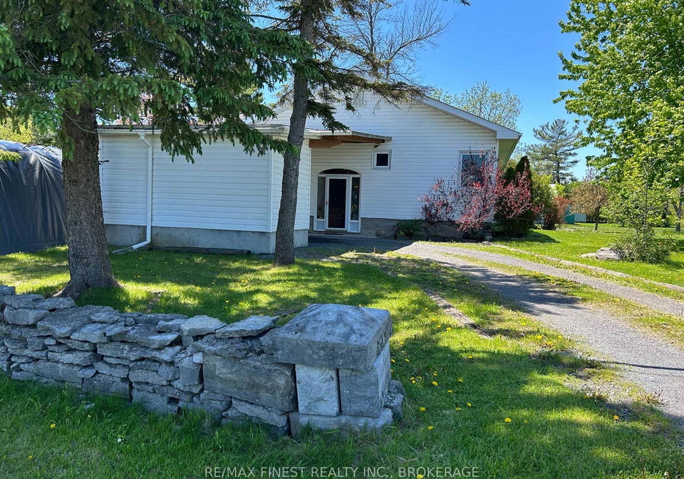 174-county-road-4-loyalist-ontario-x13681806