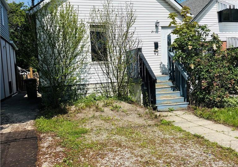 218-east-8th-street-hamilton-ontario-x13681930