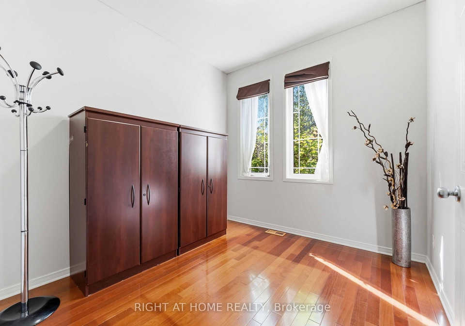 259-sorento-street-ottawa-ontario-x13682048