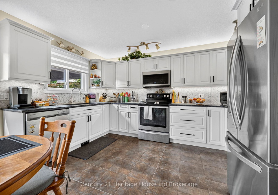 43-beech-boulevard-tillsonburg-ontario-x13682064