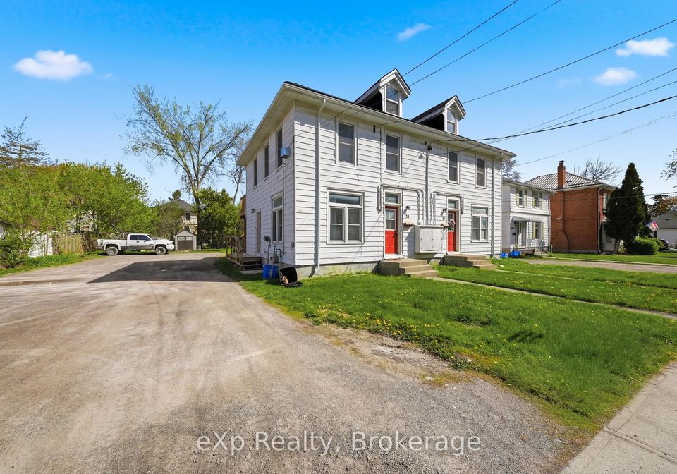 20-charlotte-street-belleville-ontario-x13682208