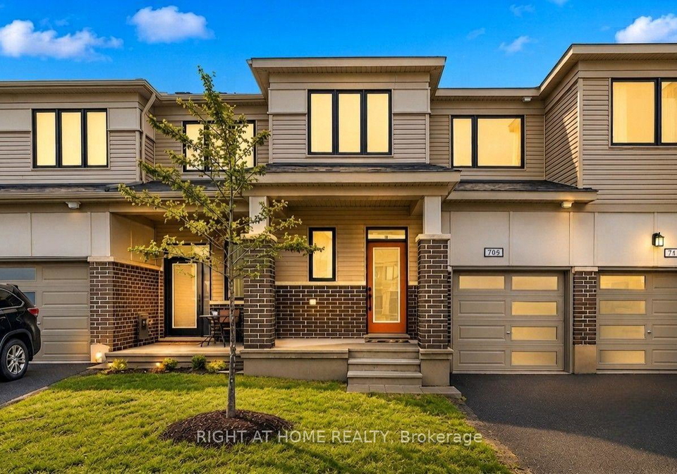 709-derreen-avenue-ottawa-ontario-x13682258