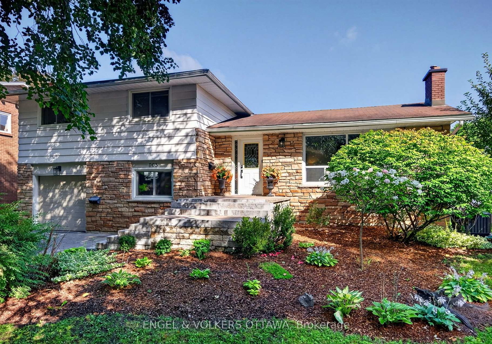 905-garwood-avenue-ottawa-ontario-x13682530