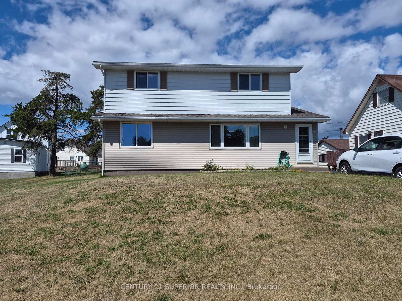 1-laurier-avenue-terrace-bay-ontario-x13682792