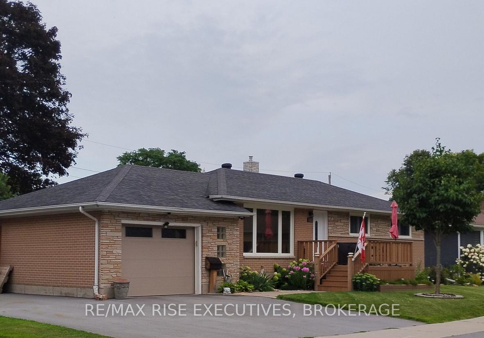 165-elizabeth-drive-gananoque-ontario-x13682980