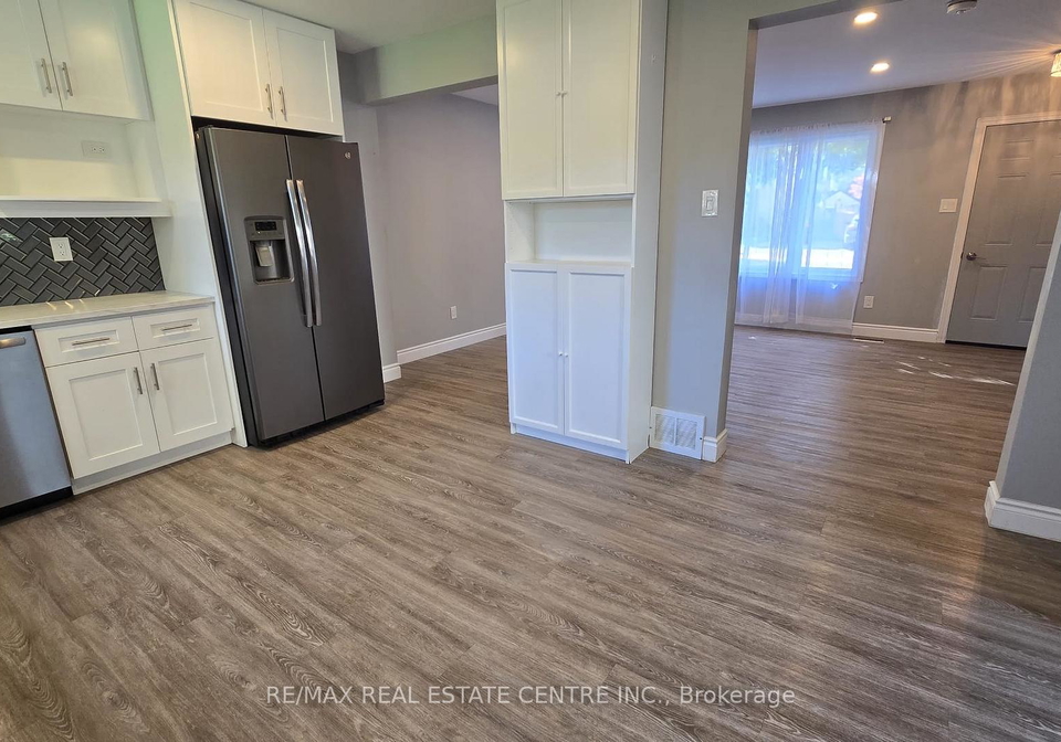 216-brunswick-crescent-london-north-ontario-x13683090
