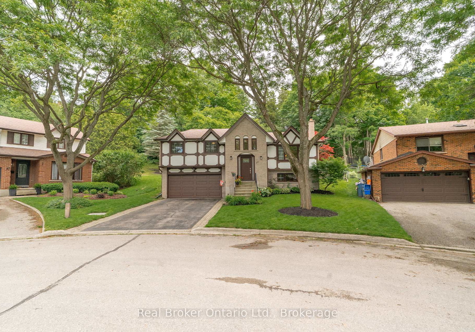 39-wagoners-trail-guelph-ontario-x13683264