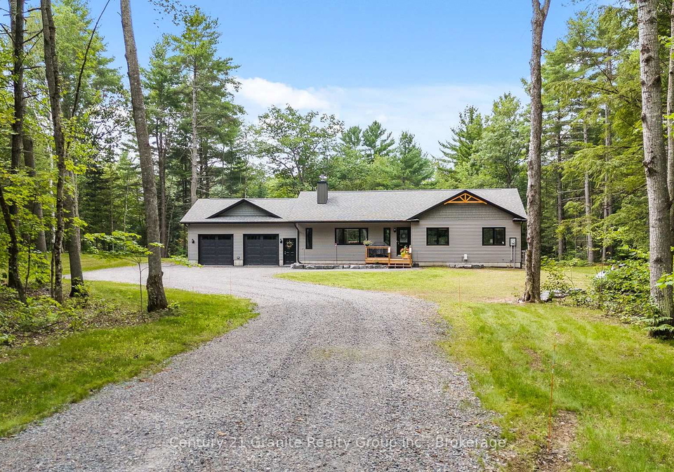 1097-hawk-valley-road-algonquin-highlands-ontario-x13683290