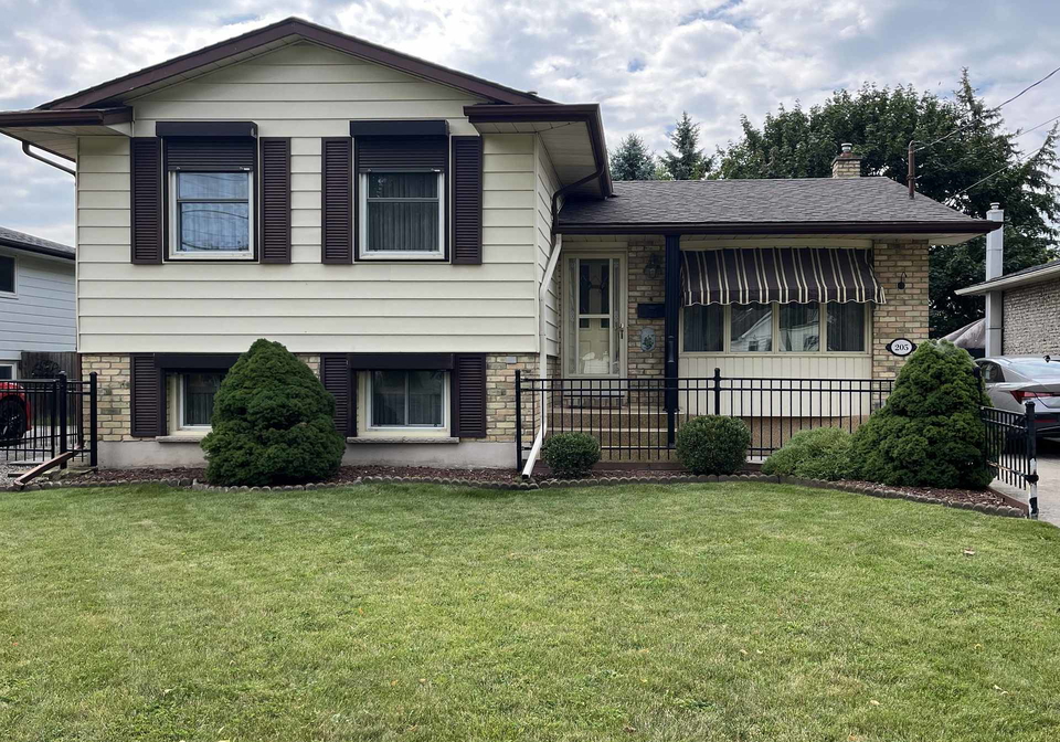 205-rykert-street-st-catharines-ontario-x13683456