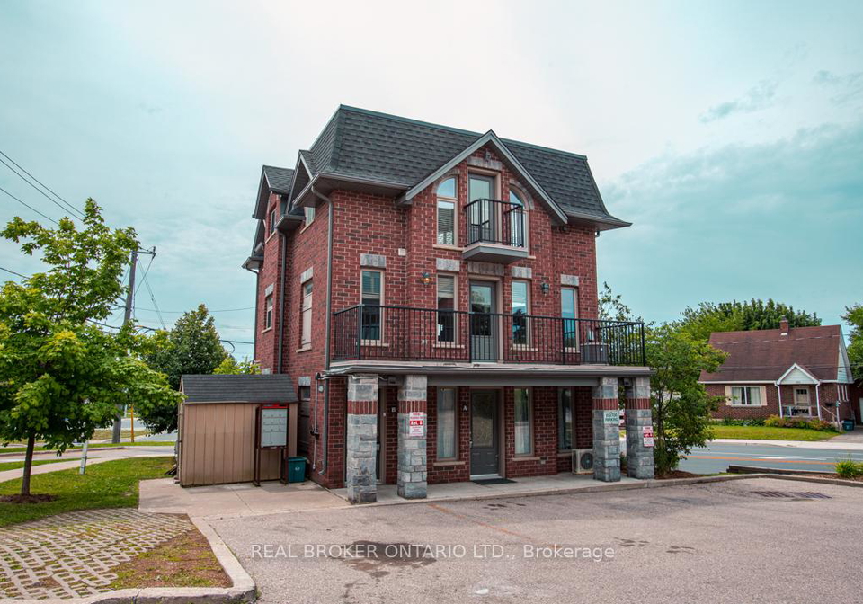 489-east-avenue-kitchener-ontario-x13683598