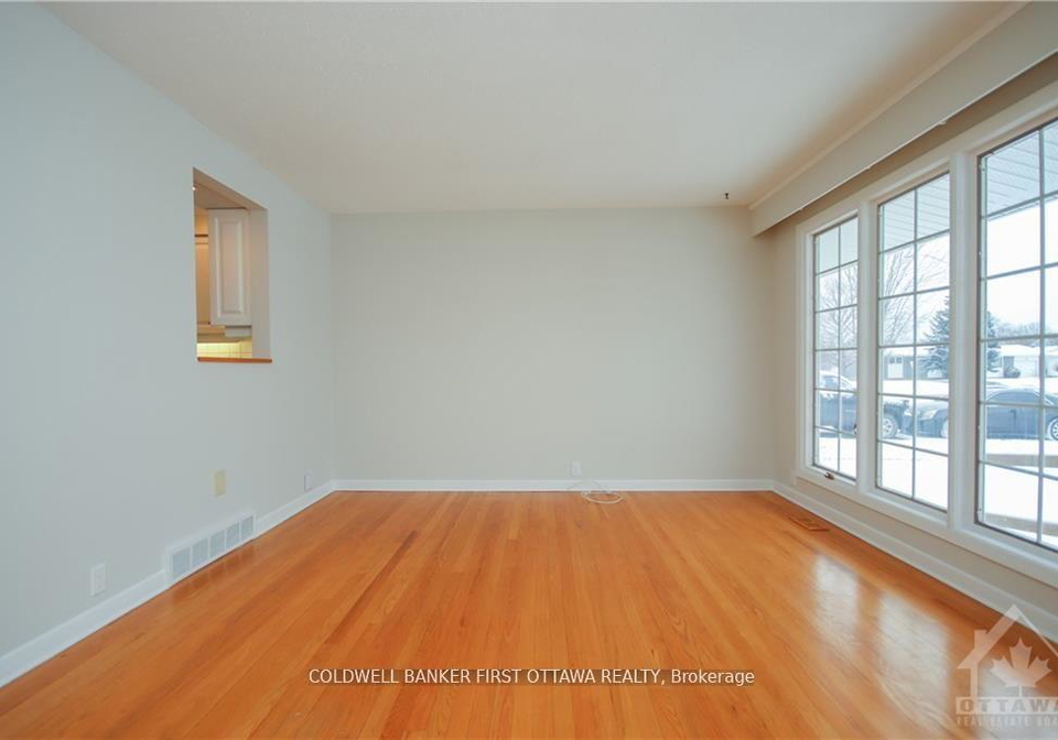74-hilliard-avenue-ottawa-ontario-x13683614
