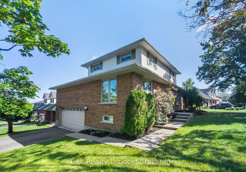 958-smithside-court-peterborough-ontario-x13683686