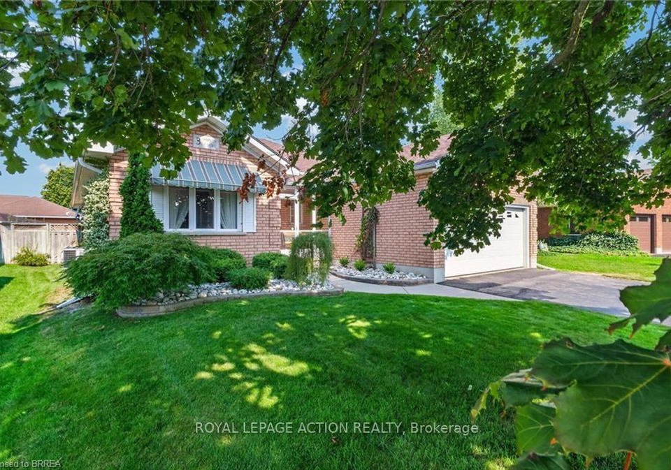 3-harvey-court-brantford-ontario-x13683714