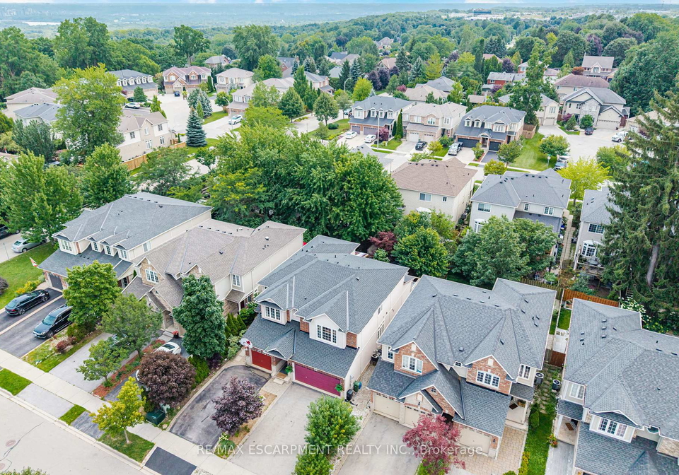40-sunnycroft-court-hamilton-ontario-x13683742