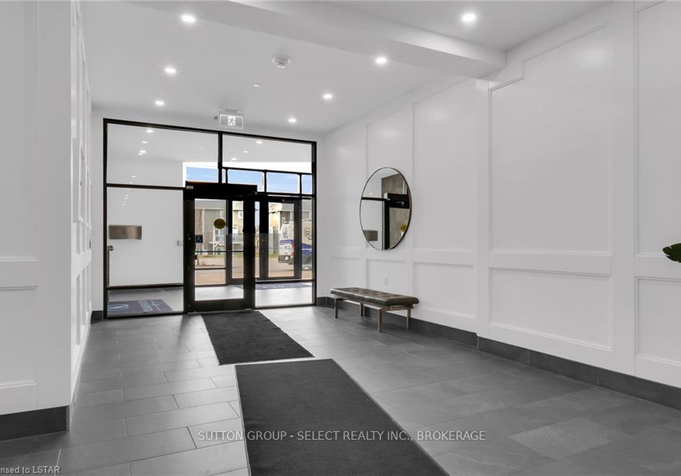 260-villagewalk-boulevard-london-north-ontario-x13683826