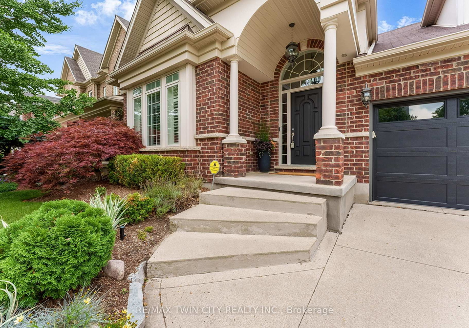 213-edgewater-crescent-kitchener-ontario-x13683852
