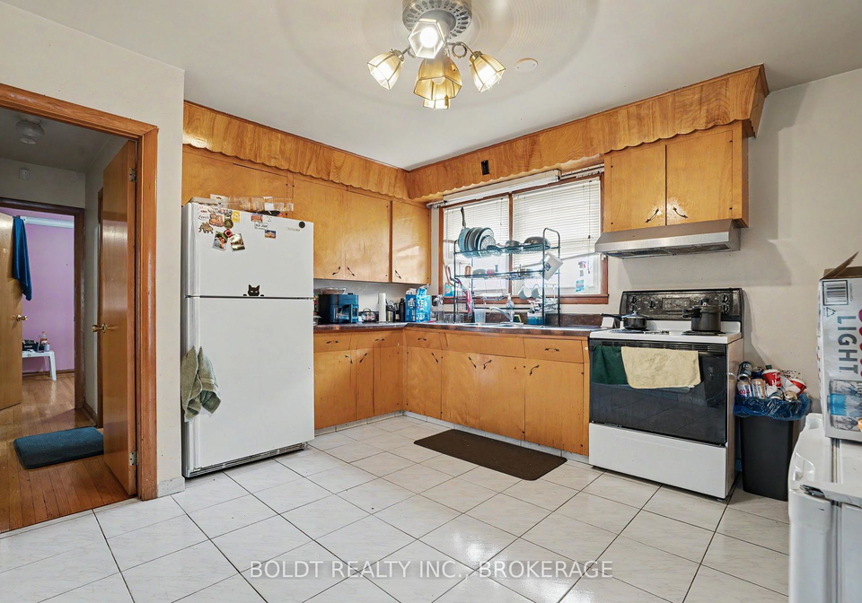 5568-drummond-road-niagara-falls-ontario-x13683874