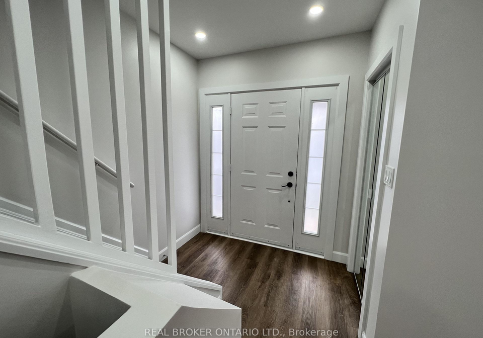 5-rowanwood-street-hamilton-ontario-x13683984