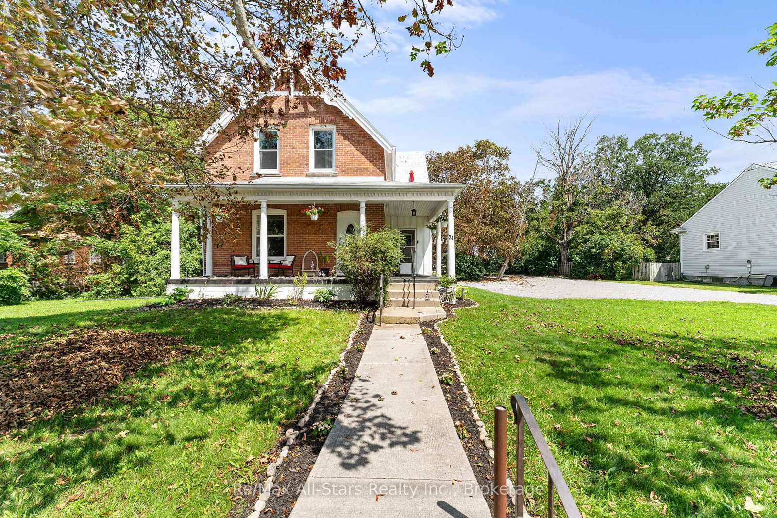 21-francis-street-e-kawartha-lakes-ontario-x13684064