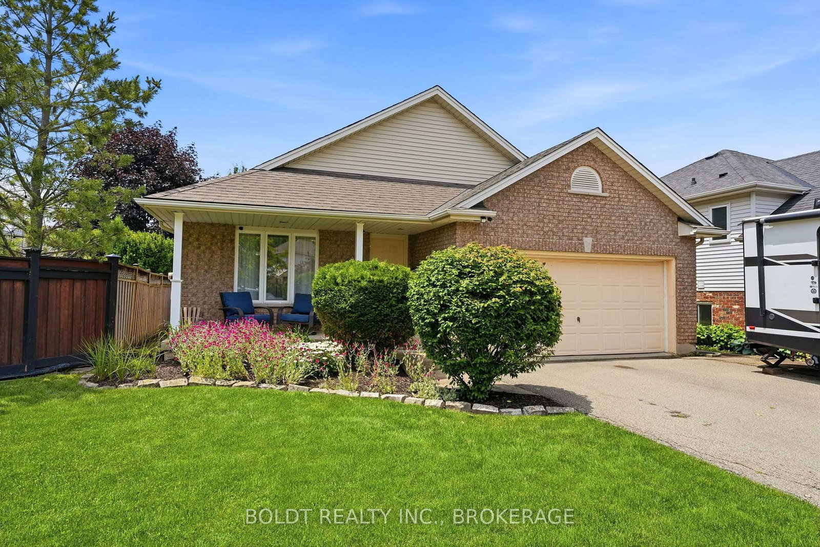 22-graves-crescent-st-catharines-ontario-x13684136