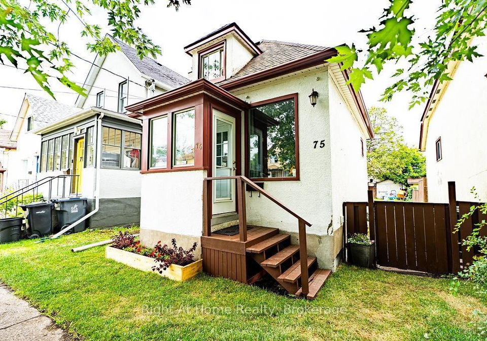 75-ontario-street-thunder-bay-ontario-x13684188