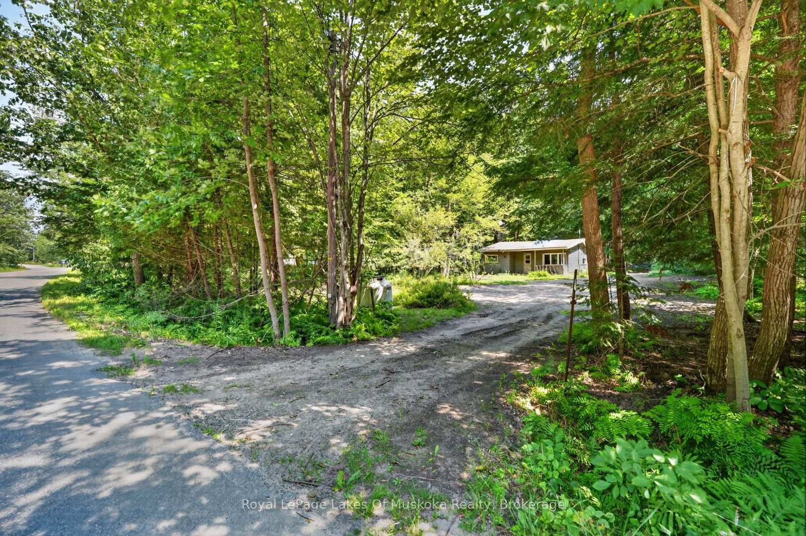1341-golden-beach-road-bracebridge-ontario-x13684190