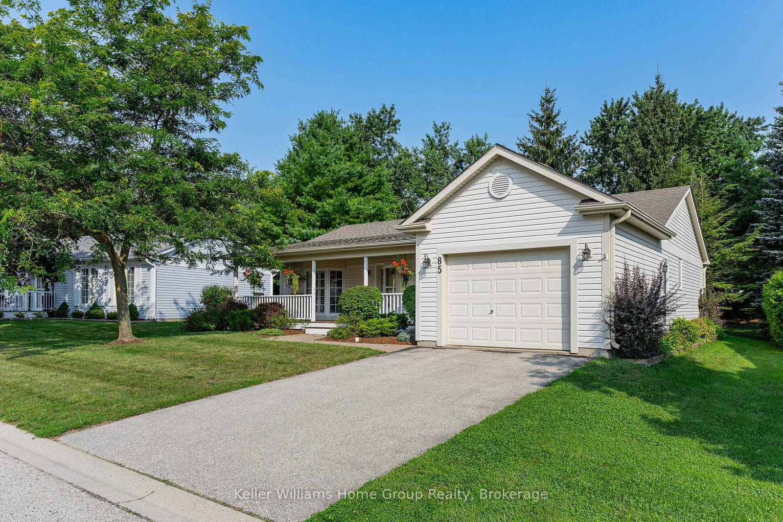 85-white-bark-way-centre-wellington-ontario-x13684338