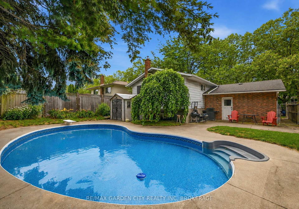 11-kimbermount-drive-st-catharines-ontario-x13684368