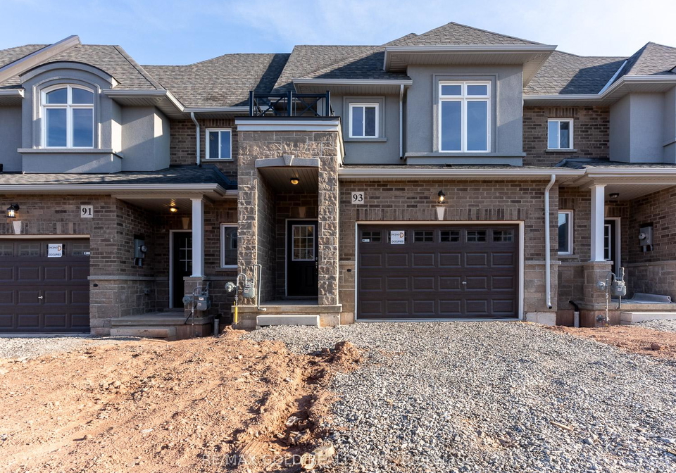 93-pinot-crescent-hamilton-ontario-x13684846