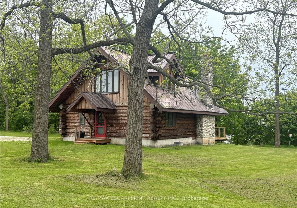 3-upper-mohawk-point-haldimand-ontario-x13684950