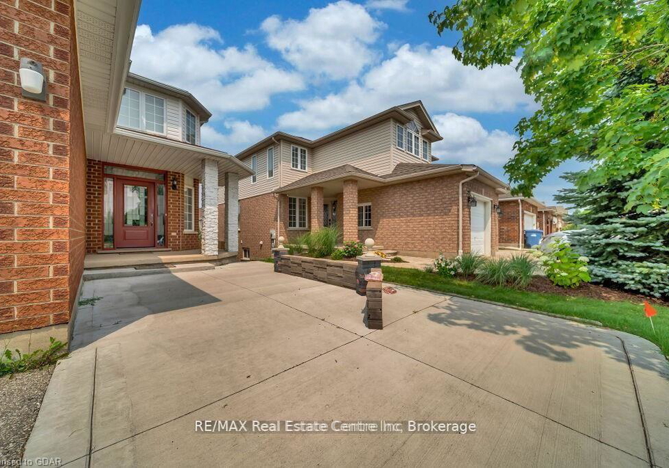 61-moffatt-lane-guelph-ontario-x13684954