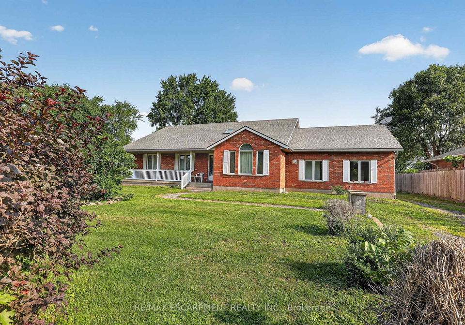 54132-best-line-bayham-ontario-x13684986