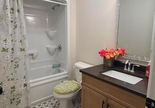 1643-virtue-lane-windsor-ontario-x13685024