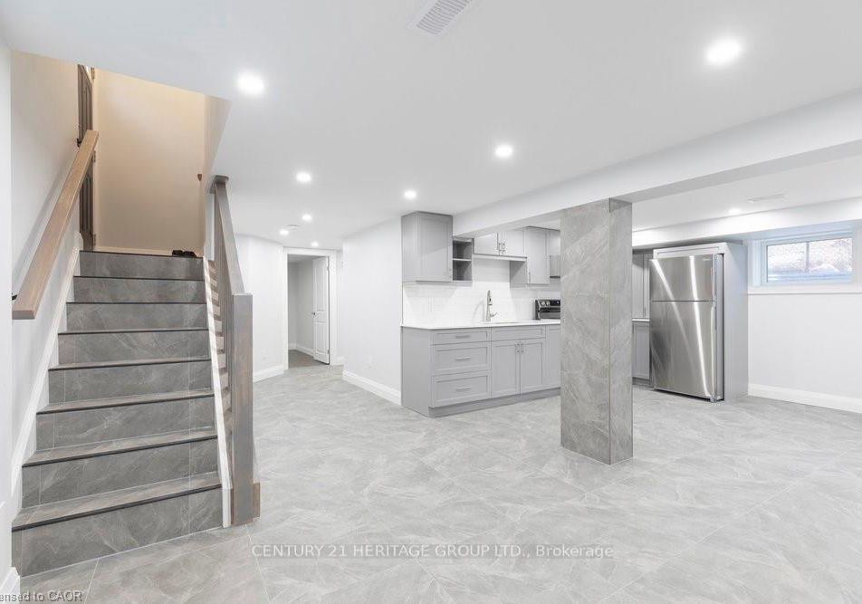 658-upper-sherman-avenue-hamilton-ontario-x13685108