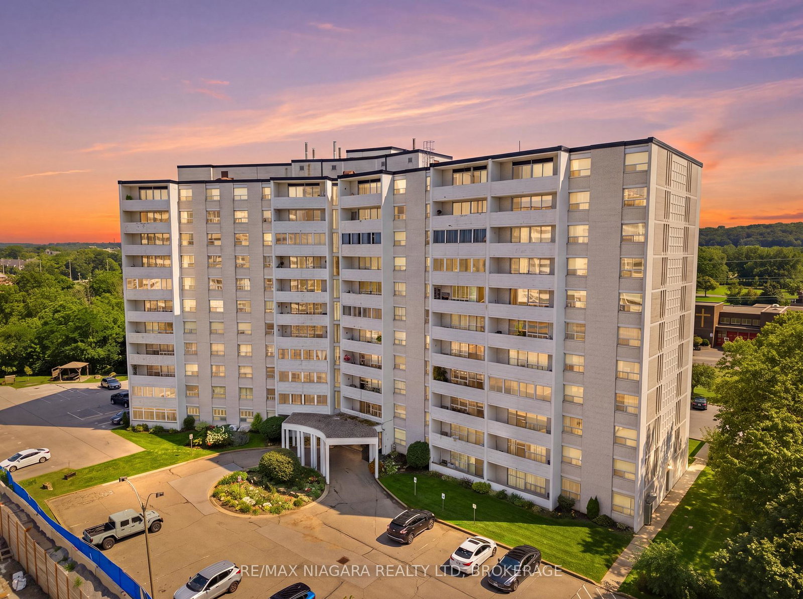 35-towering-heights-boulevard-st-catharines-ontario-x13685168