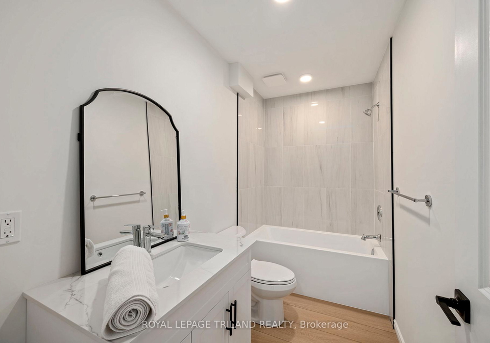 2-evylean-court-st-thomas-ontario-x13685176