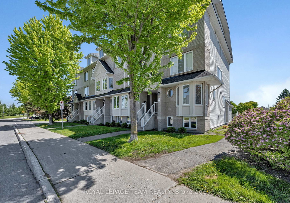 85-cresthaven-drive-ottawa-ontario-x13685192